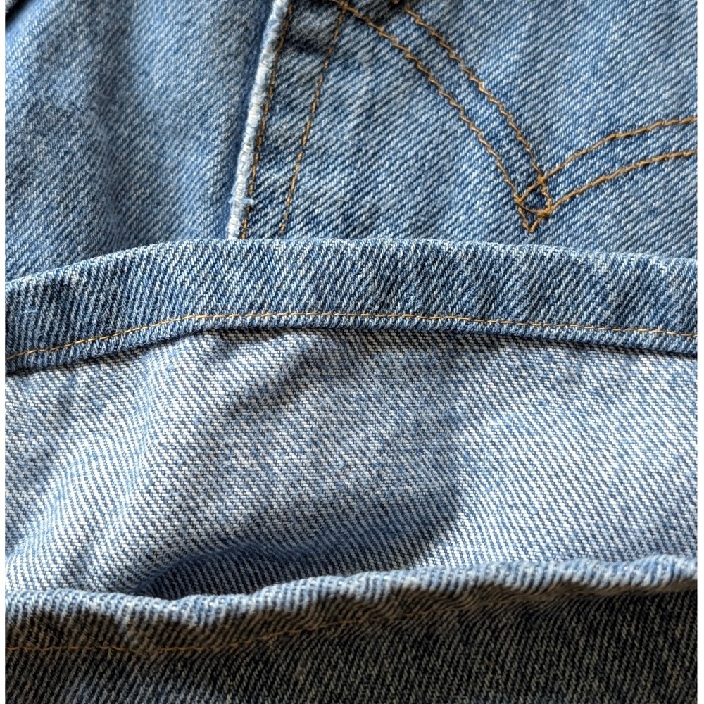 Vintage Levis 550 Denim Cutoff Shorts Youth Kids 8 Blue Jean Altered USA - Picture 7 of 9